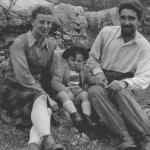 With his wife Anna and his first son Alberico, at the end of the '40s.